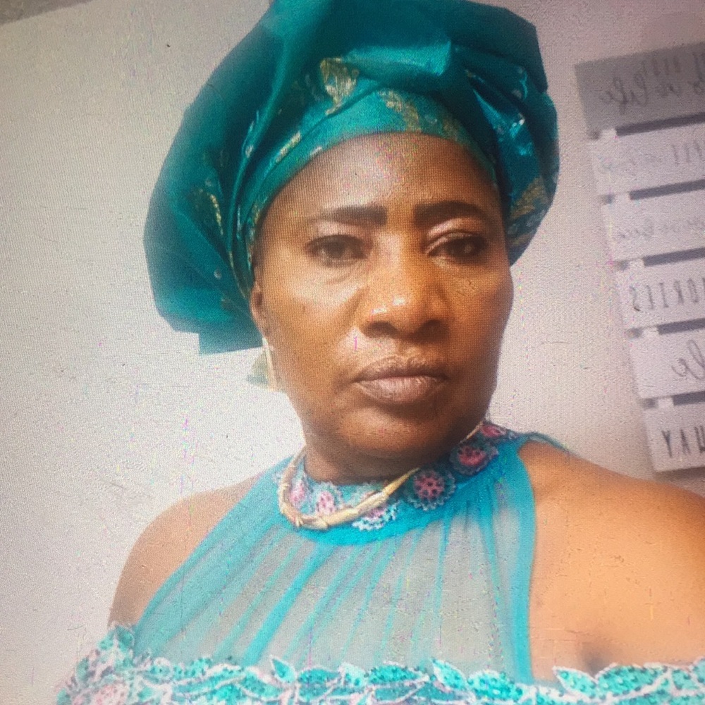 Meet your Posher, Helen